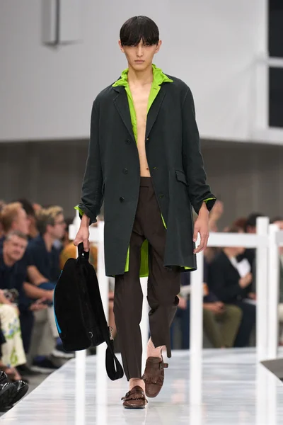 Look 36
